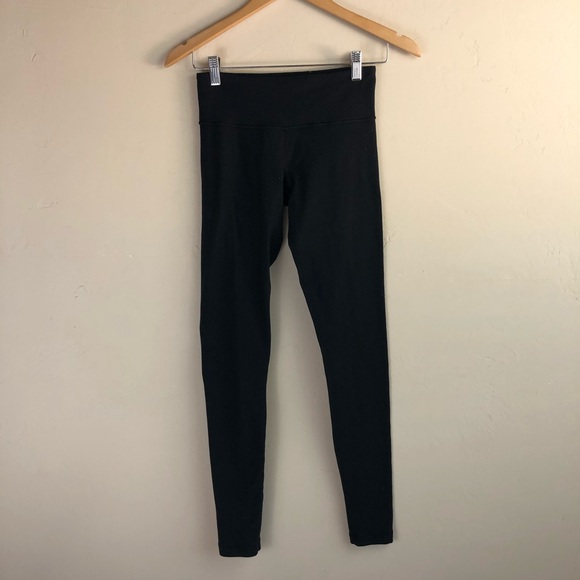 Lululemon Black Wunder Under Low Rise Leggings - Picture 4 of 8